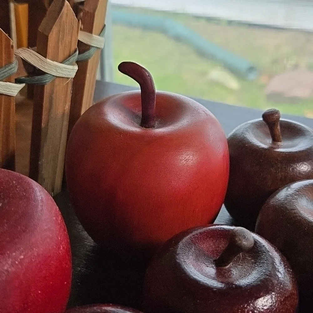 Wood Apples In Picket Fence Design Basket